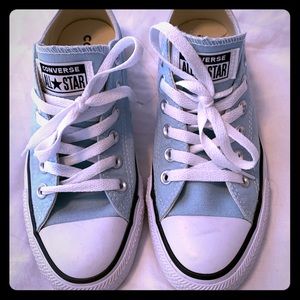 Converse Chuck Taylor’s